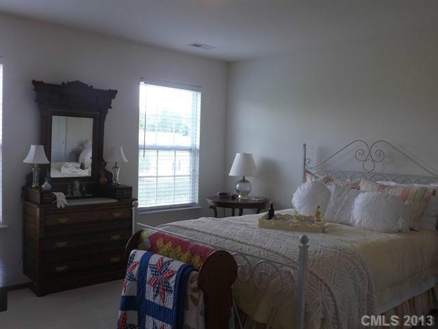 411 Garnet Court Fort Mill, SC 29708 - Photo 12 of 16
