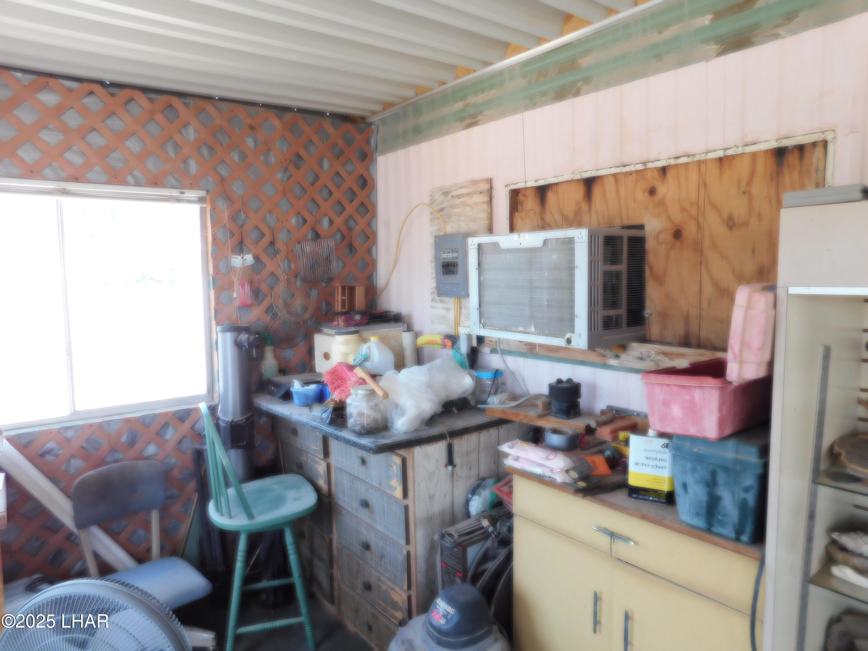 1240 Acacia Road, Unit 14 Quartzsite, AZ 85346 - Photo 28 of 33 Covered porch 1