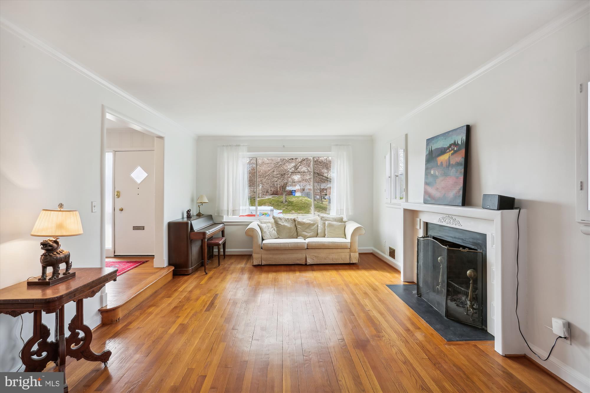 9713 Saxony Road Silver Spring, MD 20910 - Photo 11 of 82 Gallery Image 11
