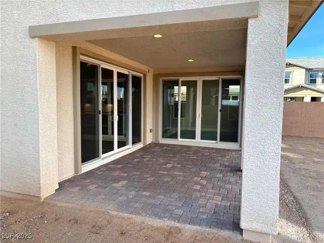 $875,950 | 8518 Brian Strange Court, Las Vegas, NV 89113