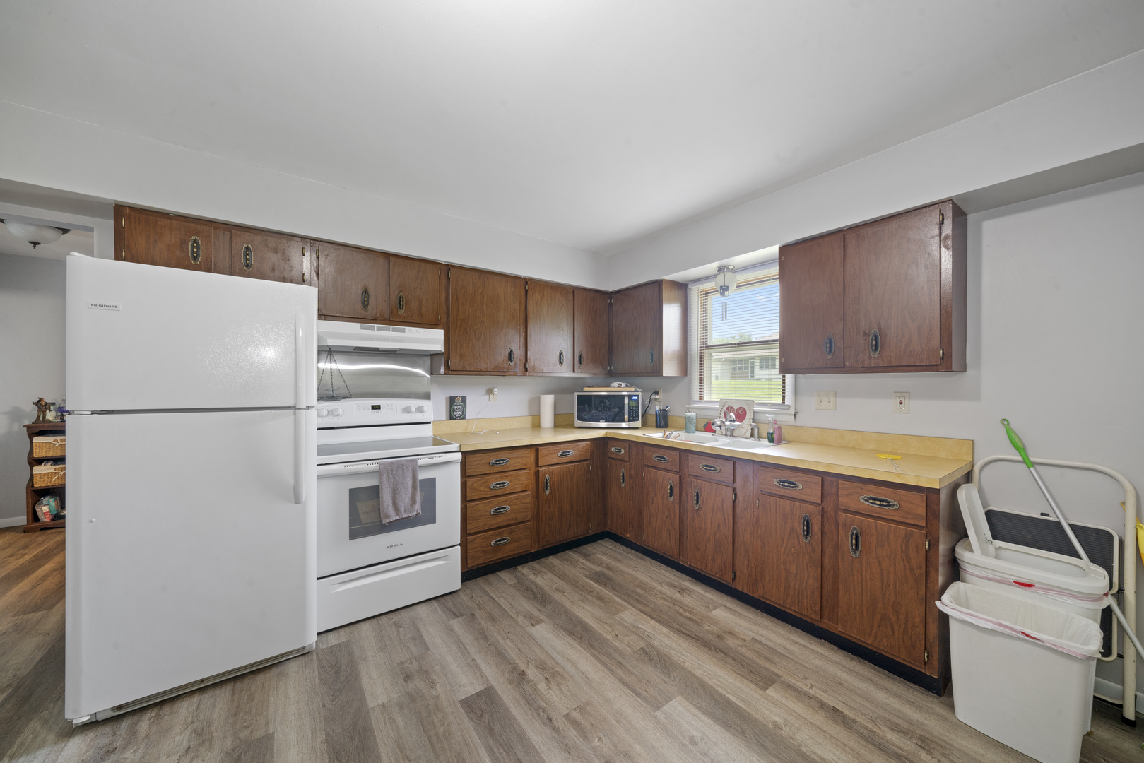 1620 Suydam Road Sandwich, IL 60548 - Photo 7 of 39