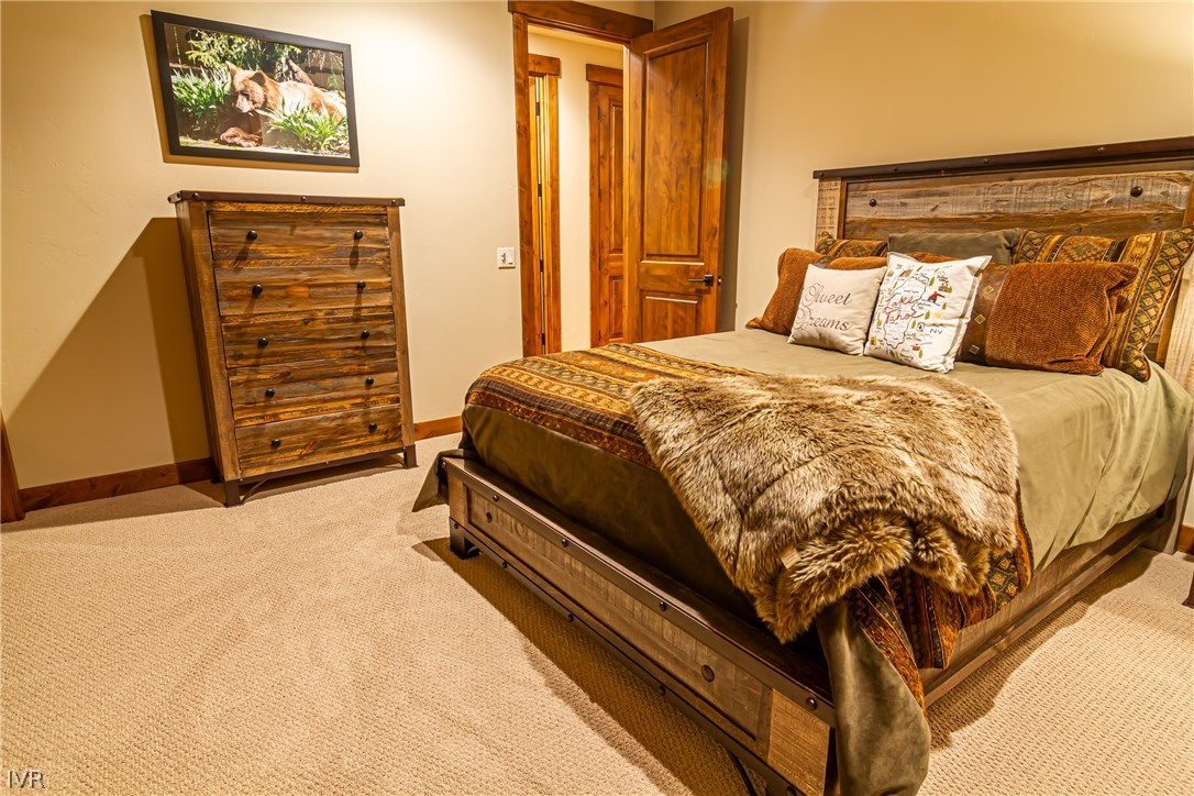 627 Crystal Peak Road Incline Village, NV 89451 - Photo 4 of 4 a bedroom with a bed and dresser