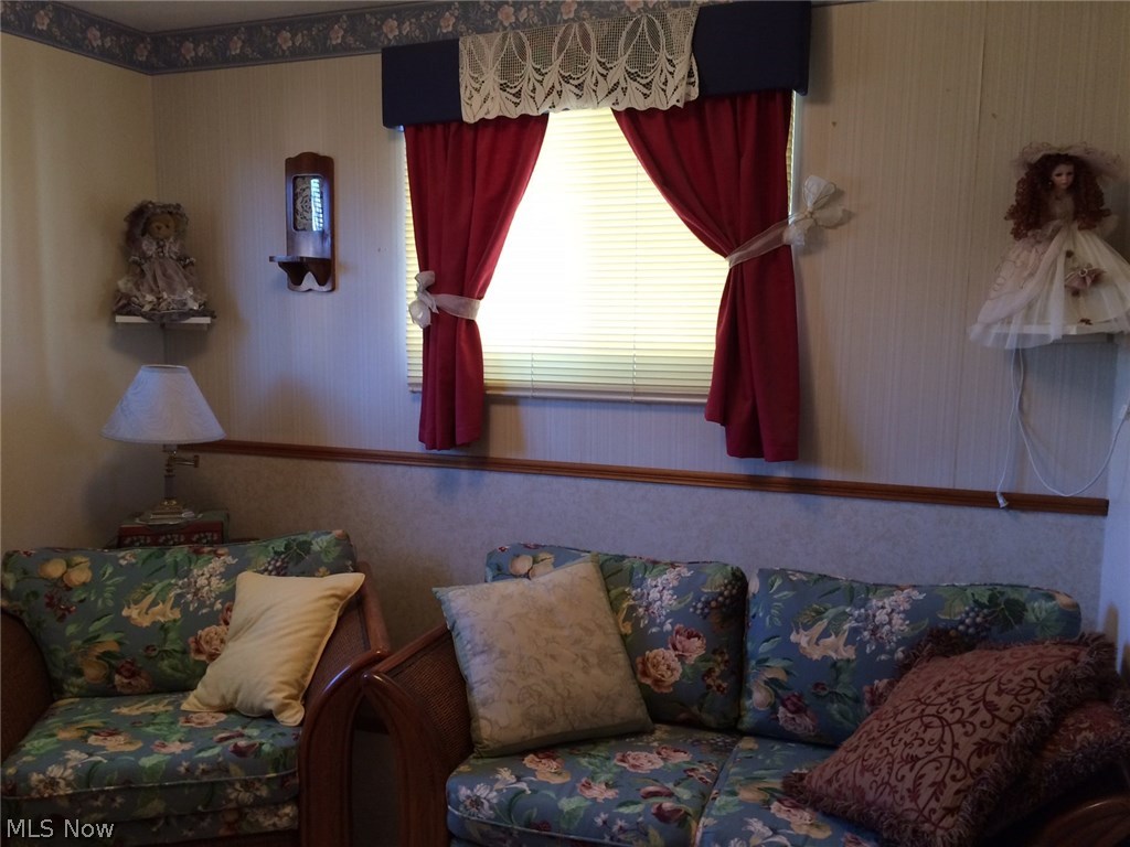 5803 3rd Avenue Vienna, WV 26105 - Photo 7 of 11