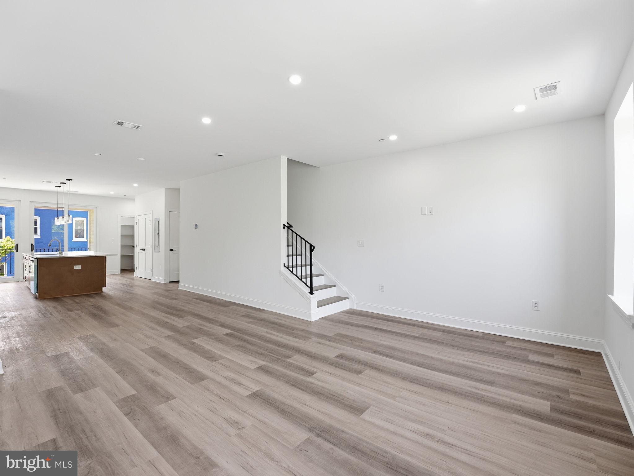 2404 North Capitol Street Northwest, Unit B Washington, DC 20002 - Photo 11 of 22
