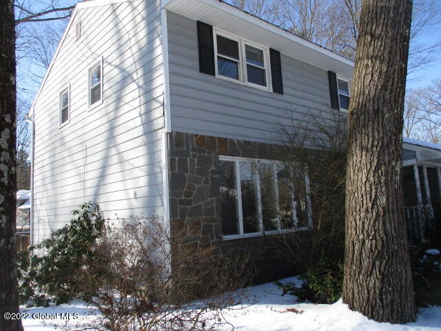 48 Fredericks Road Schenectady, NY 12302 - Photo 12 of 131 IMG_0756