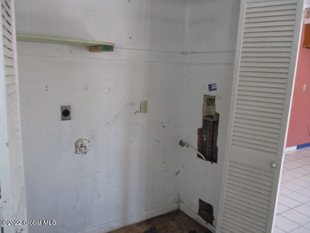 48 Fredericks Road Schenectady, NY 12302 - Photo 56 of 131 IMG_0668