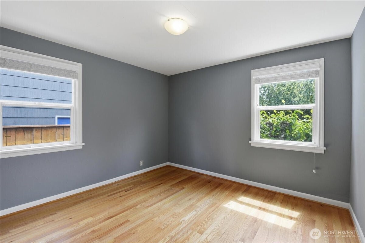 3733 Southwest Webster Street Seattle, WA 98126 - Photo 11 of 22
