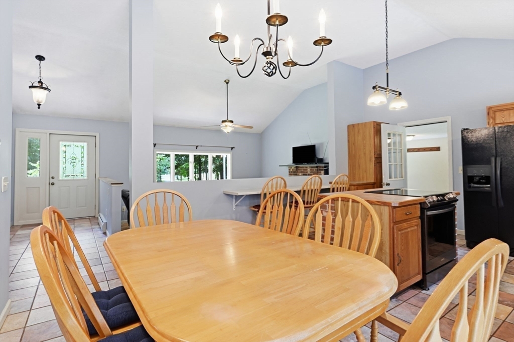 414 Mountain Road Holyoke, MA 01040 - Photo 14 of 42 Gallery Image 14