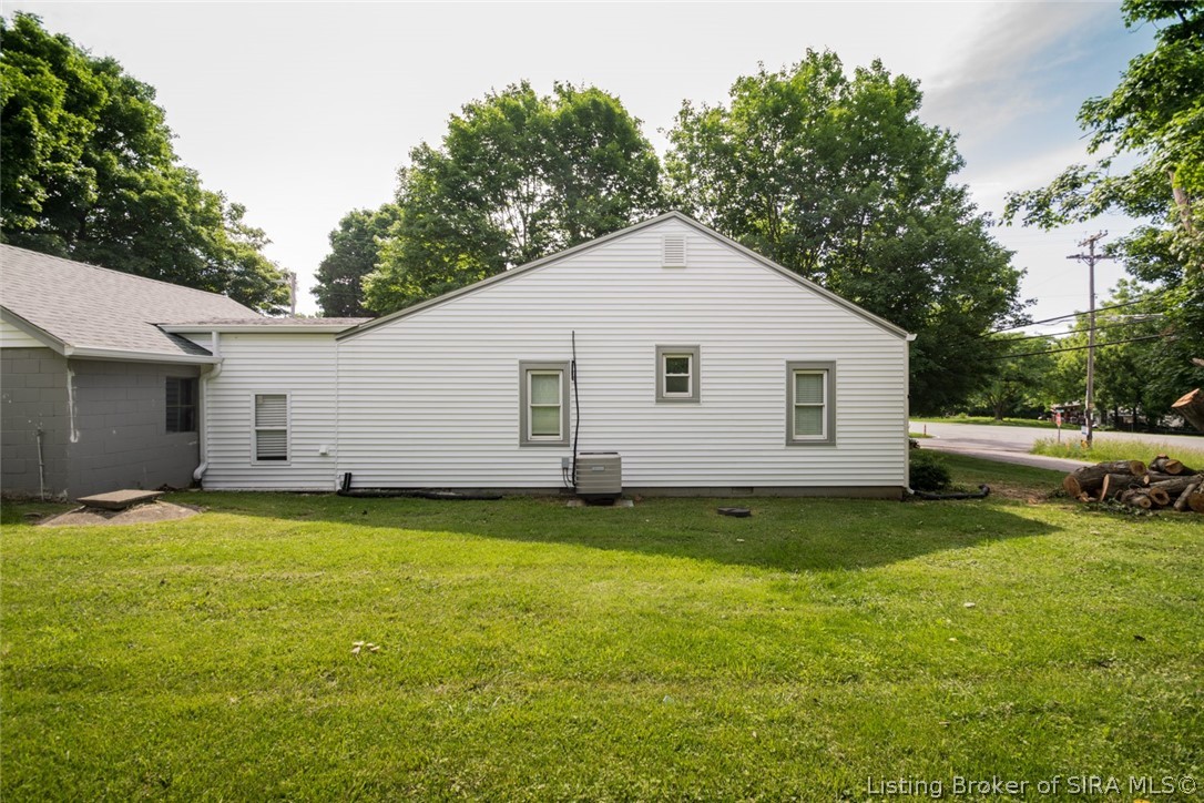 5462 Quarry Road Georgetown, IN 47122 - Photo 4 of 29