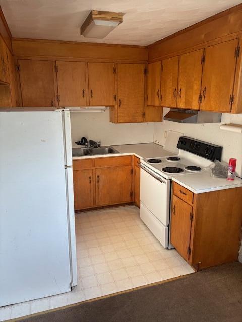 3341 Colonial Avenue Southwest, Unit 3341 Roanoke, VA 24018 - Photo 4 of 10 a kitchen with stainless steel appliances granite countertop a stove a sink and a refrigerator