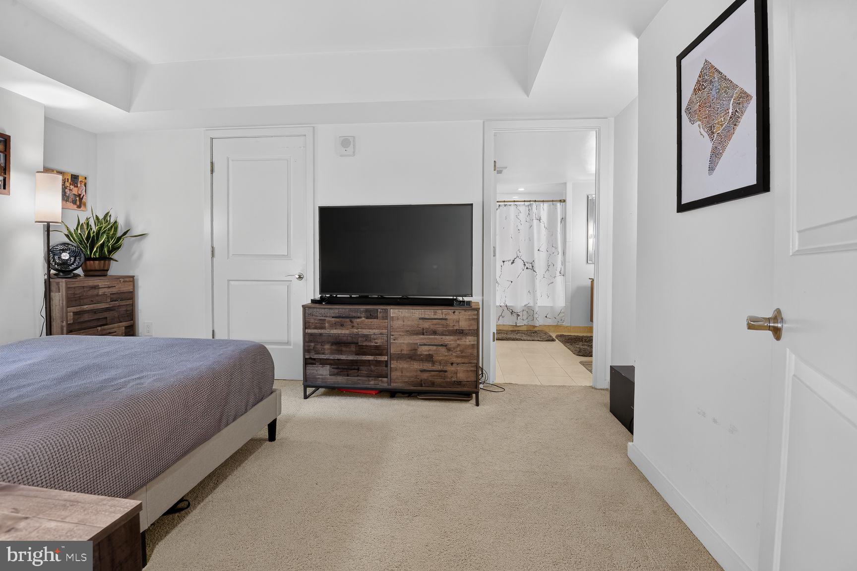 1025 First Street Southeast, Unit 701 Washington, DC 20003 - Photo 12 of 20
