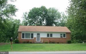 2405 River Road Middletown, PA 17057 - Photo 1 of 14 Gallery Image 1