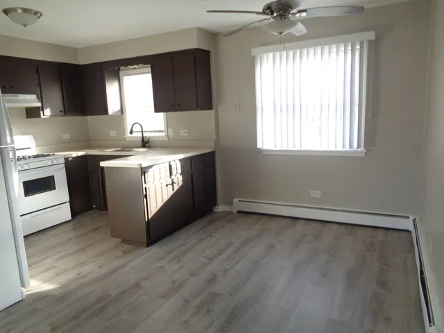 $1,600 | 8701 South 81st Court, Unit 3, Hickory Hills, IL 60457