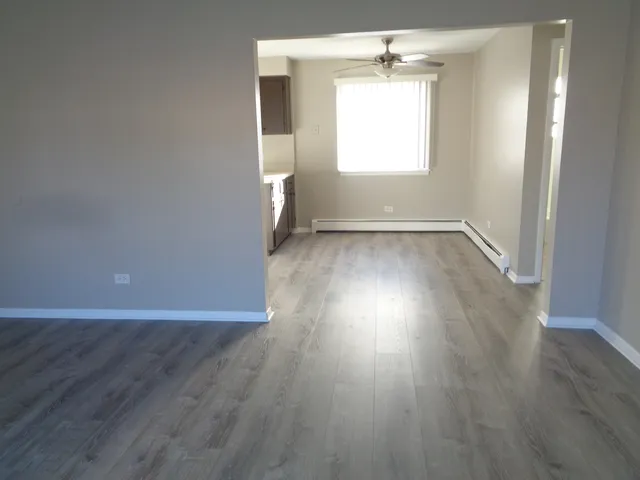 $1,600 | 8701 South 81st Court, Unit 3, Hickory Hills, IL 60457