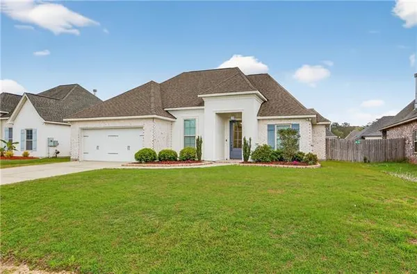 $2,750 | 7020 Ring Neck Drive, Madisonville, LA 70447