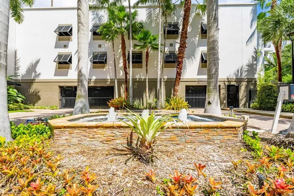 $2,650 | 2421 Northeast 65th Street, Unit 309, Fort Lauderdale, FL 33308