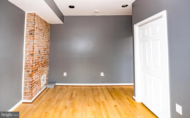 a view of an empty room with window