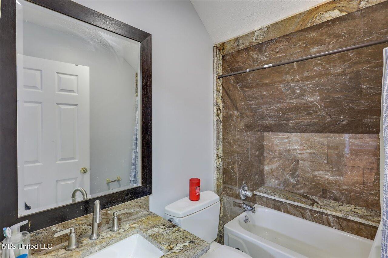 138 Oak Ridge Circle Madison, MS 39110 - Photo 32 of 41 31-138 Oak Ridge Cir