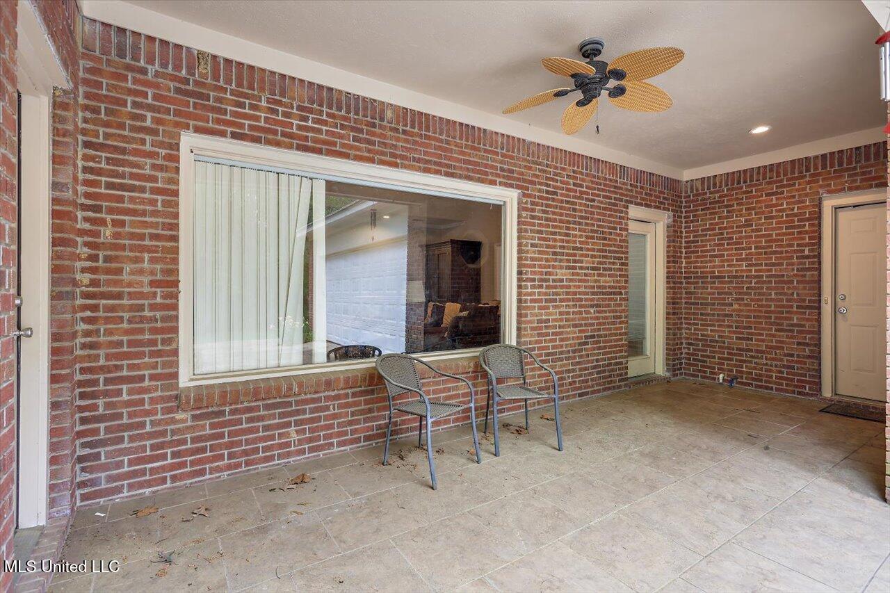 138 Oak Ridge Circle Madison, MS 39110 - Photo 37 of 41 34-138 Oak Ridge Cir