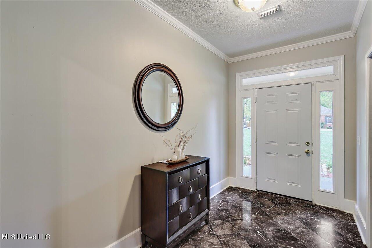 138 Oak Ridge Circle Madison, MS 39110 - Photo 6 of 41 06-138 Oak Ridge Cir