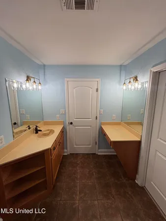 $324,900 | 283 Aaron Road, Sarah, MS 38665
