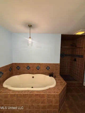 $329,900 | 283 Aaron Road, Sarah, MS 38665