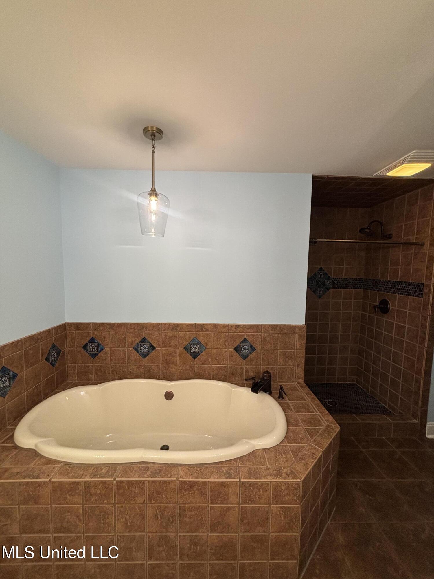 283 Aaron Road Sarah, MS 38665 - Photo 25 of 33 Photo Aug 22 2025, 6 02 38 PM