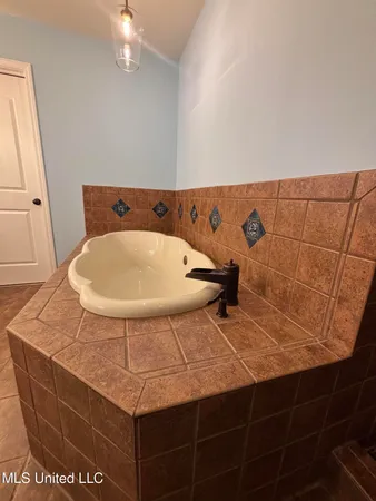 $324,900 | 283 Aaron Road, Sarah, MS 38665