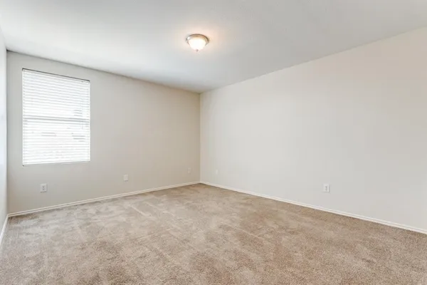 $2,395 | 6104 St James Place, Denton, TX 76210