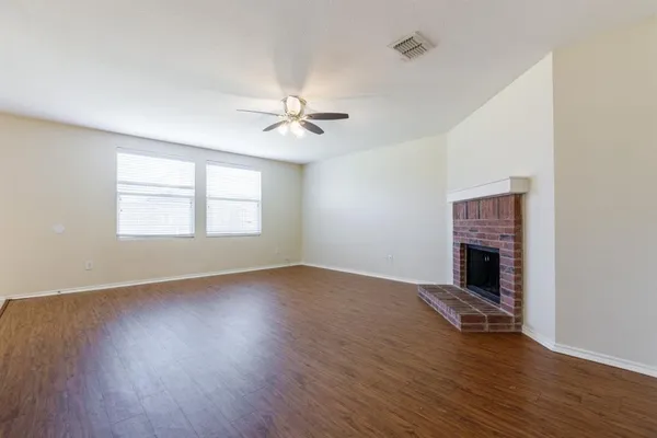 $2,395 | 6104 St James Place, Denton, TX 76210