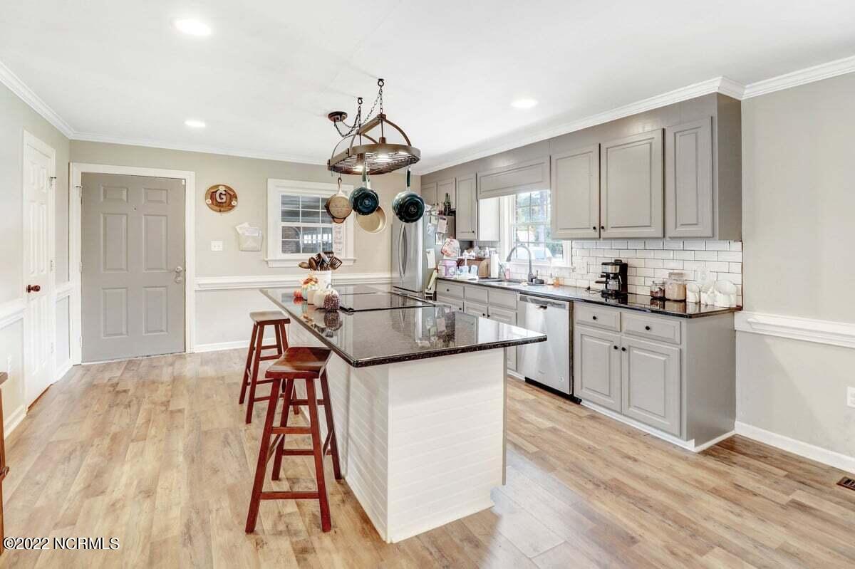 304 Thomas Road Rocky Mount, NC 27801 - Photo 5 of 17 304 Thomas Rd-27