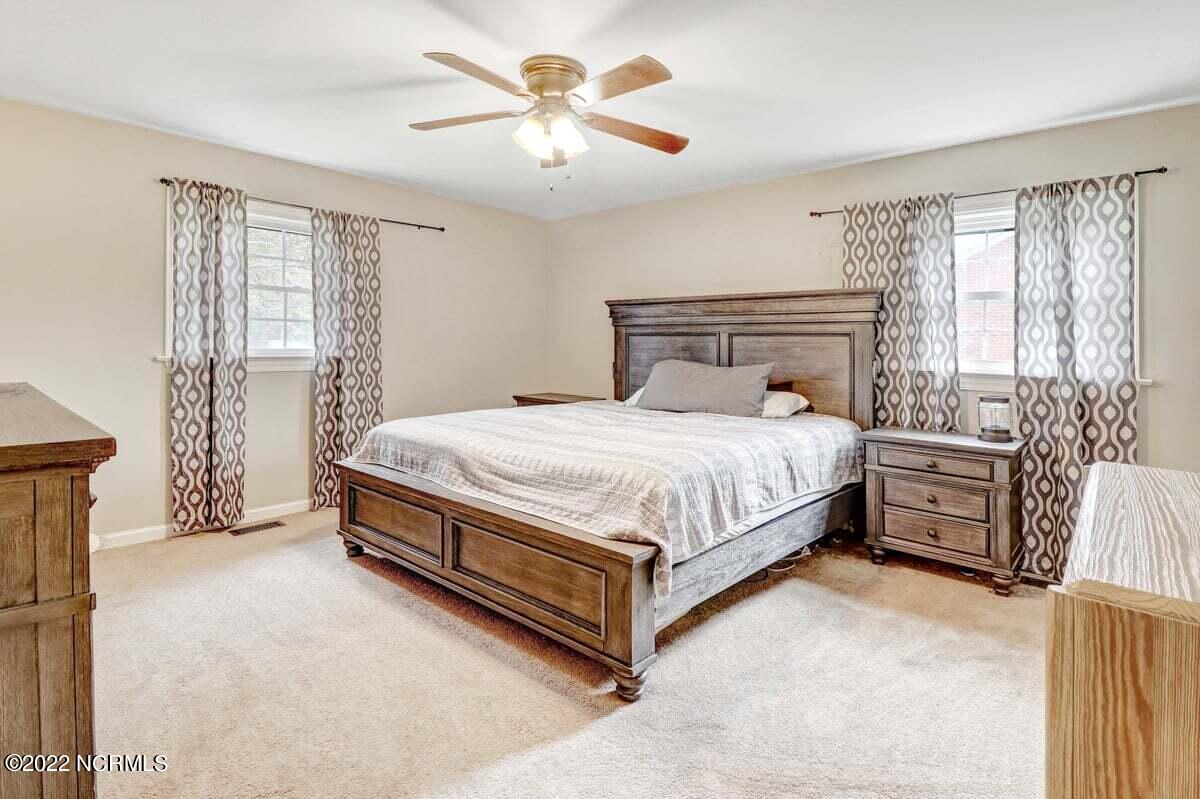 304 Thomas Road Rocky Mount, NC 27801 - Photo 8 of 17 304 Thomas Rd-38