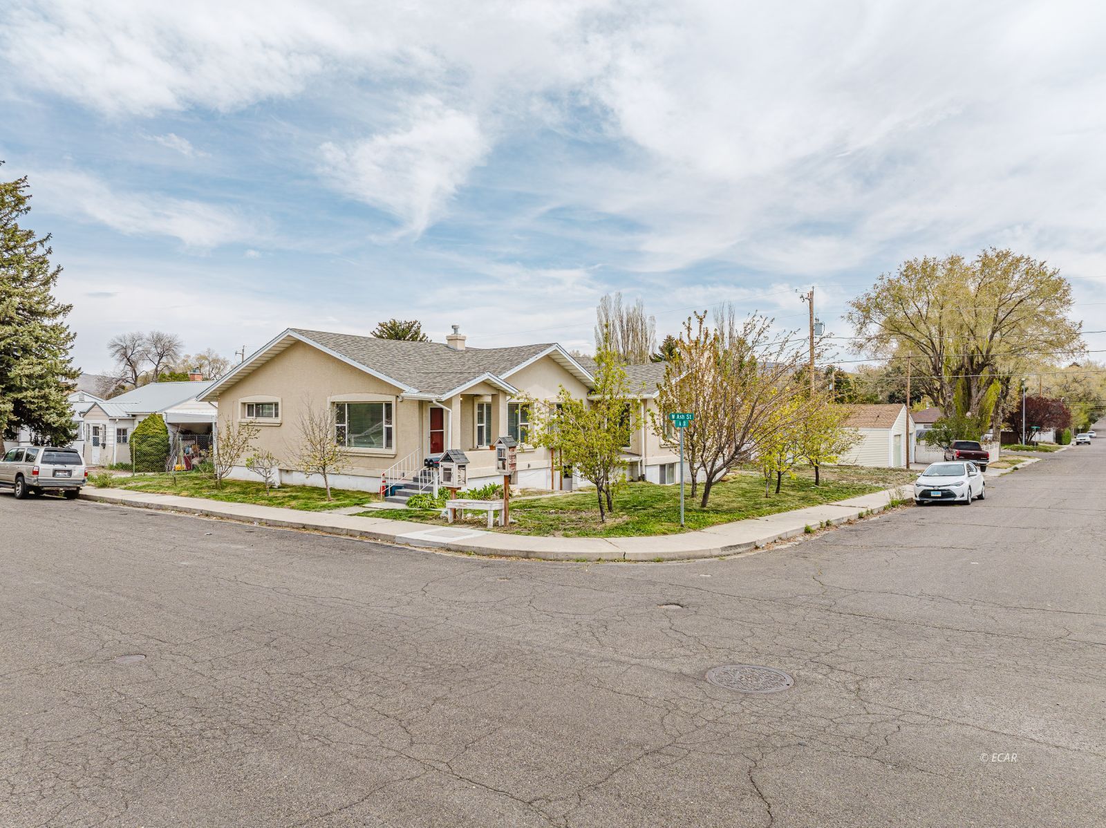 189 West Ash Street Elko, NV 89801 - Photo 1 of 48