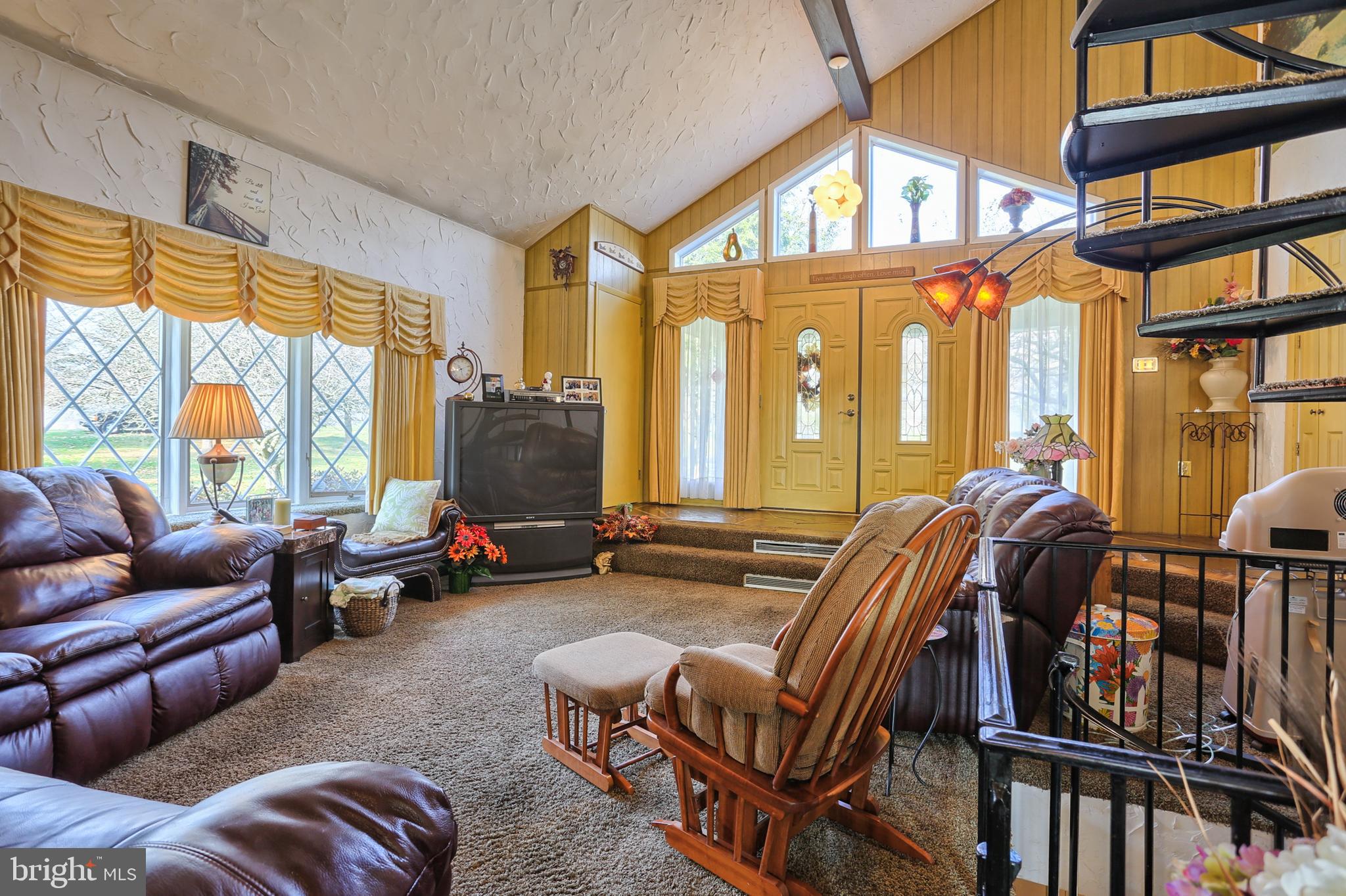 1657 Schaeffer Road Newmanstown, PA 17073 - Photo 18 of 60 Gallery Image 18