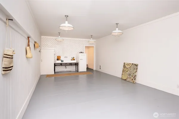 $247,000 | 381 Wallace Way Northeast, Unit 109, Bainbridge Island, WA 98110