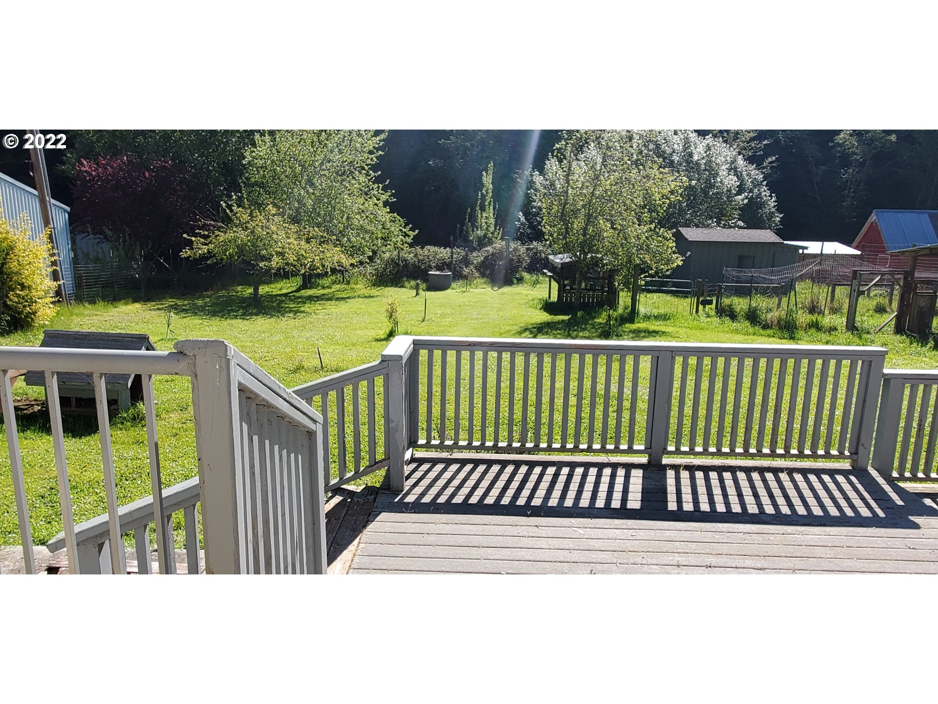 31969 Cedar Valley Road Gold Beach, OR 97444 - Photo 26 of 32 Deck