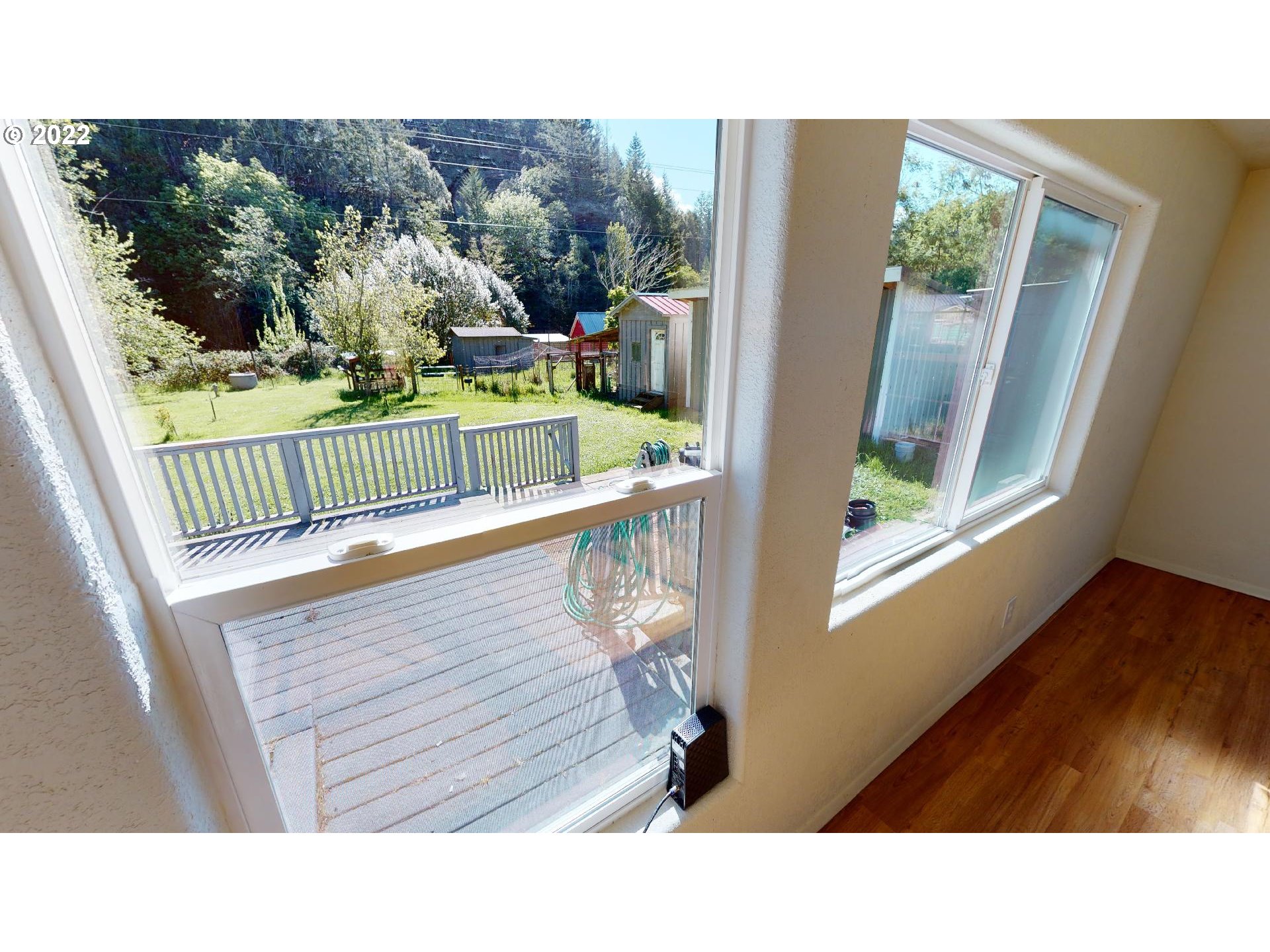 31969 Cedar Valley Road Gold Beach, OR 97444 - Photo 10 of 32 Living Room