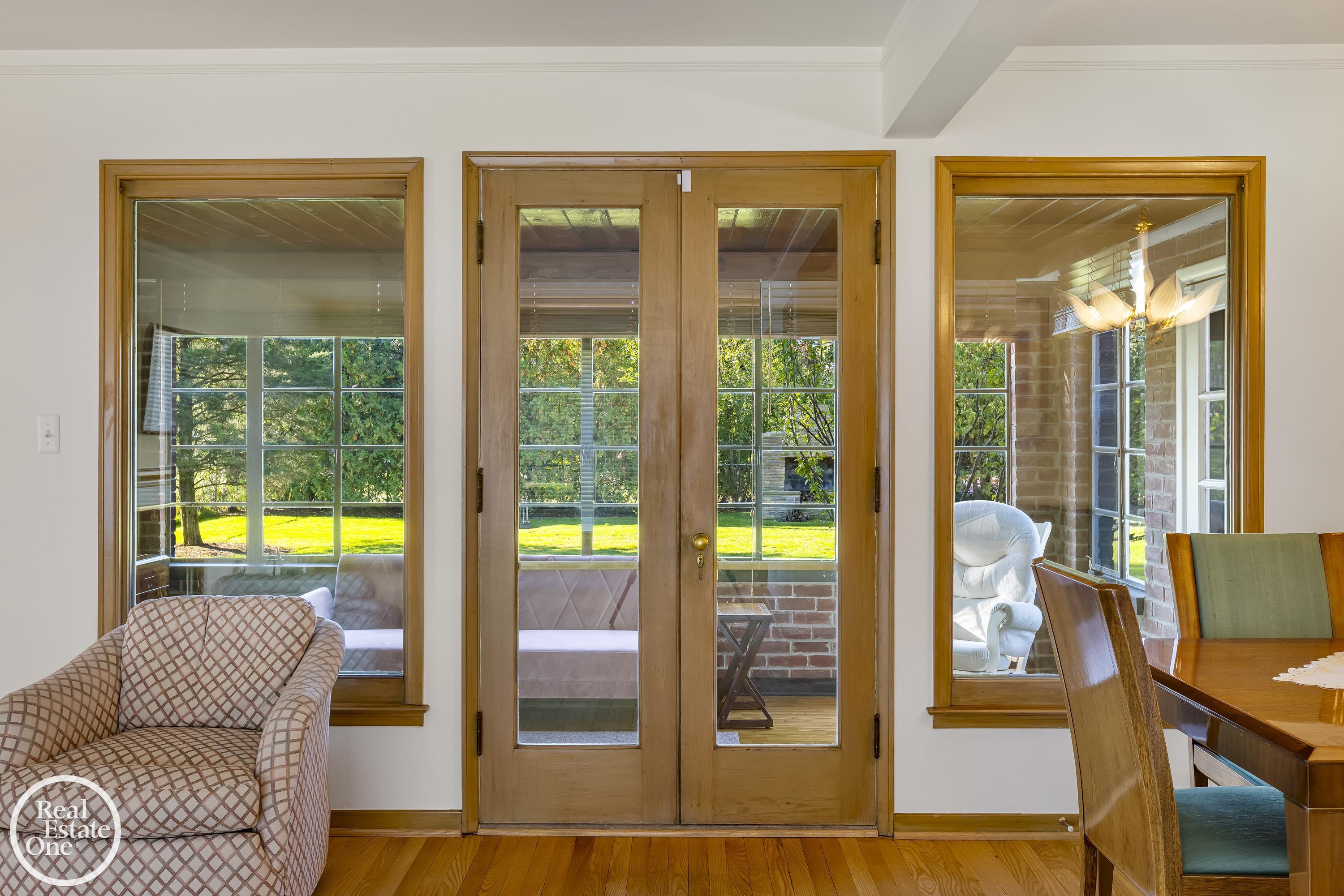 1487 North Renaud Road Grosse Pointe Woods, MI 48236 - Photo 8 of 42
