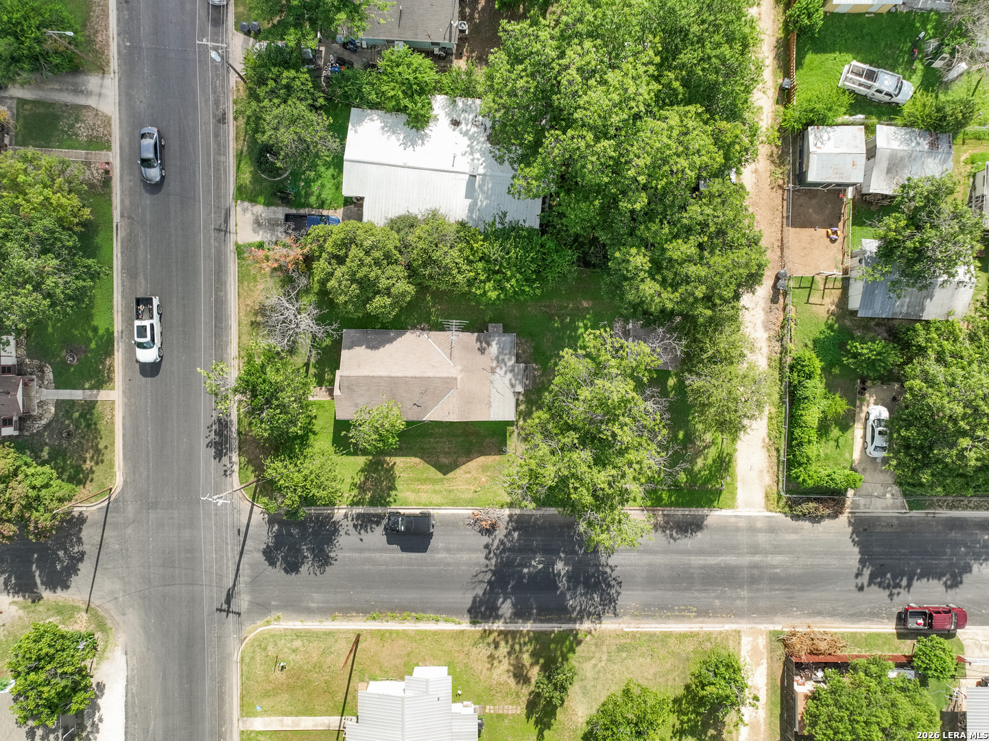 1902 17th Street Hondo, TX 78861 - Photo 12 of 21
