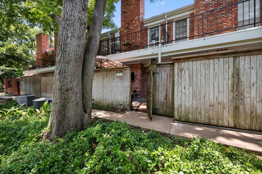 1379 Roaring Springs Road Fort Worth, TX 76114 - Photo 30 of 36