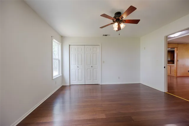 $395,000 | 1001 Highway 77, Hallettsville, TX 77964