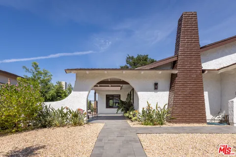$1,248,000 | 29353 Deep Shadow Drive, Agoura Hills, CA 91301