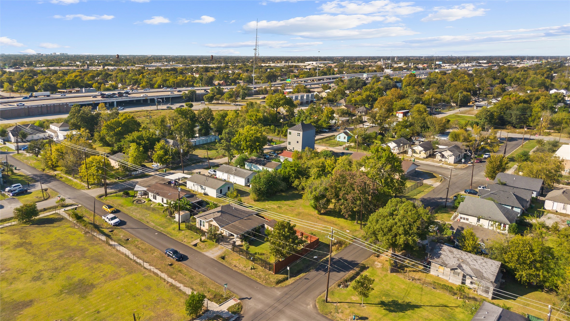 2313 Hailey Street Houston, TX 77026 - Photo 4 of 8 an aerial view of residential building with parking space