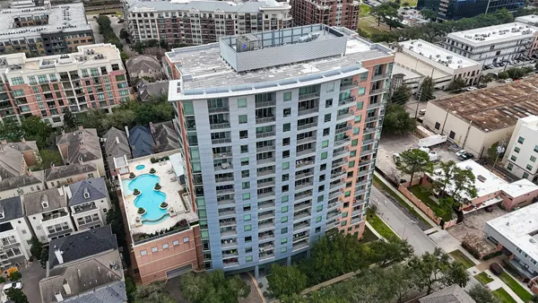 a picture of outdoor space with seating space