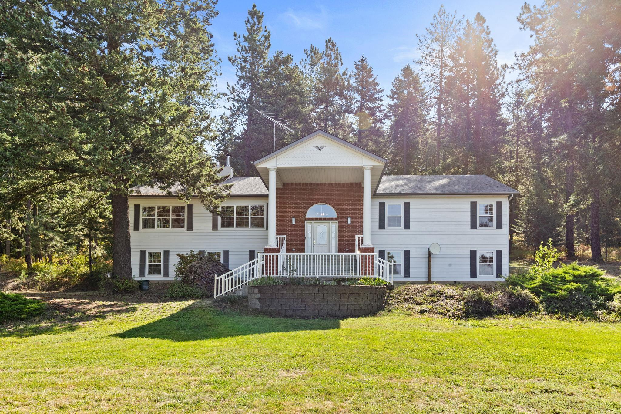 8121 East Bernhill Road Colbert, WA 99005 - Photo 2 of 45