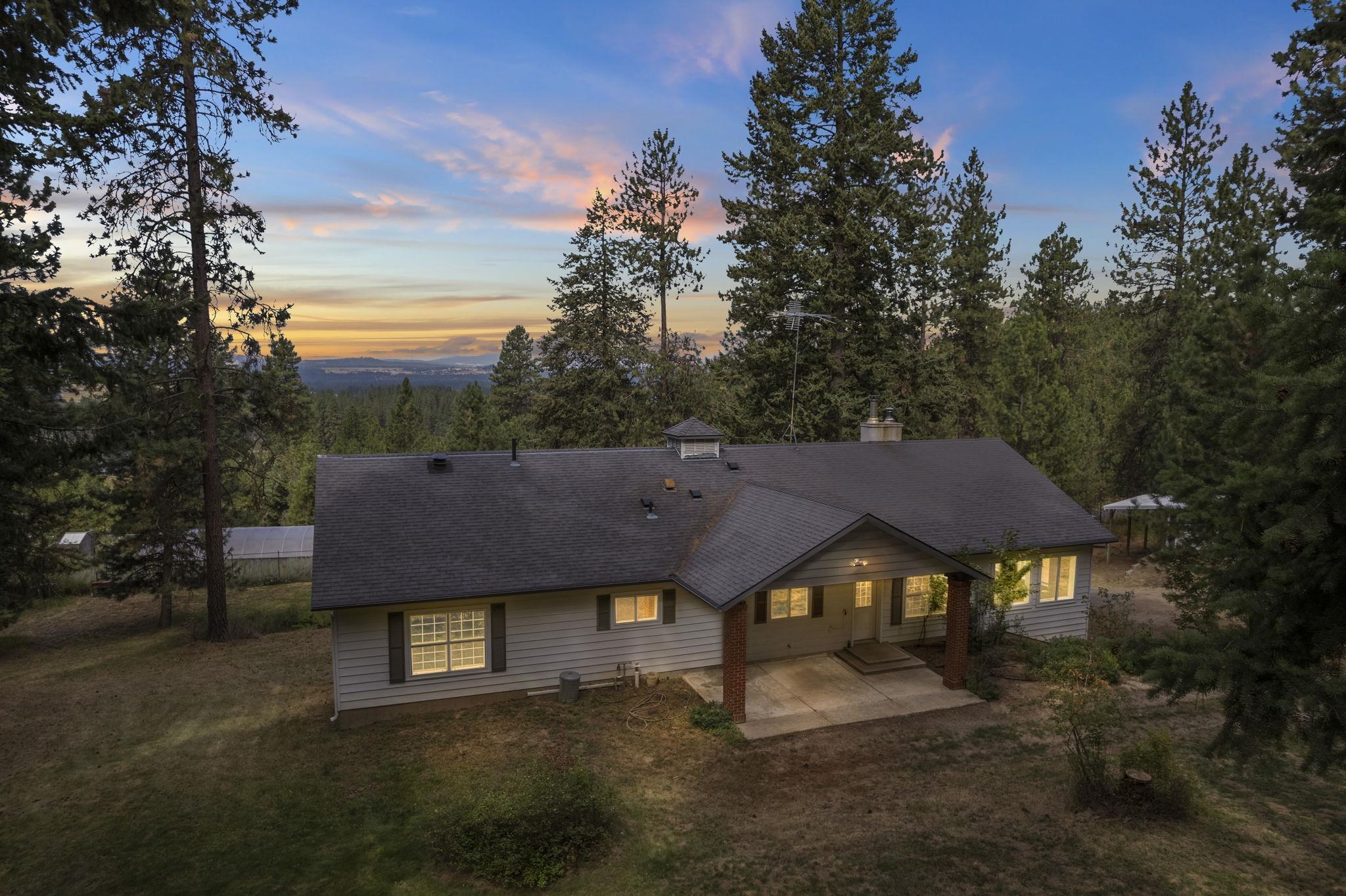 8121 East Bernhill Road Colbert, WA 99005 - Photo 36 of 45