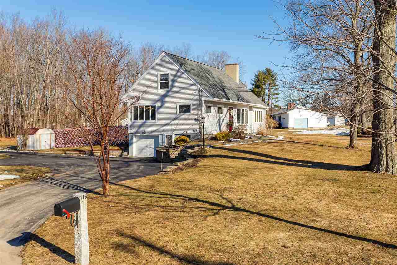 116 Franklin Street Rochester, NH 03867 - Photo 2 of 38