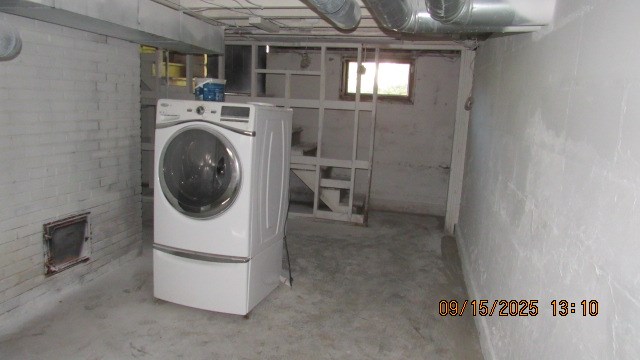 1201 Conewango Avenue Warren, PA 16365 - Photo 23 of 49 a utility room with dryer and washer