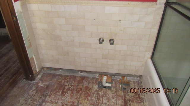1201 Conewango Avenue Warren, PA 16365 - Photo 42 of 49 a bathroom with a shower