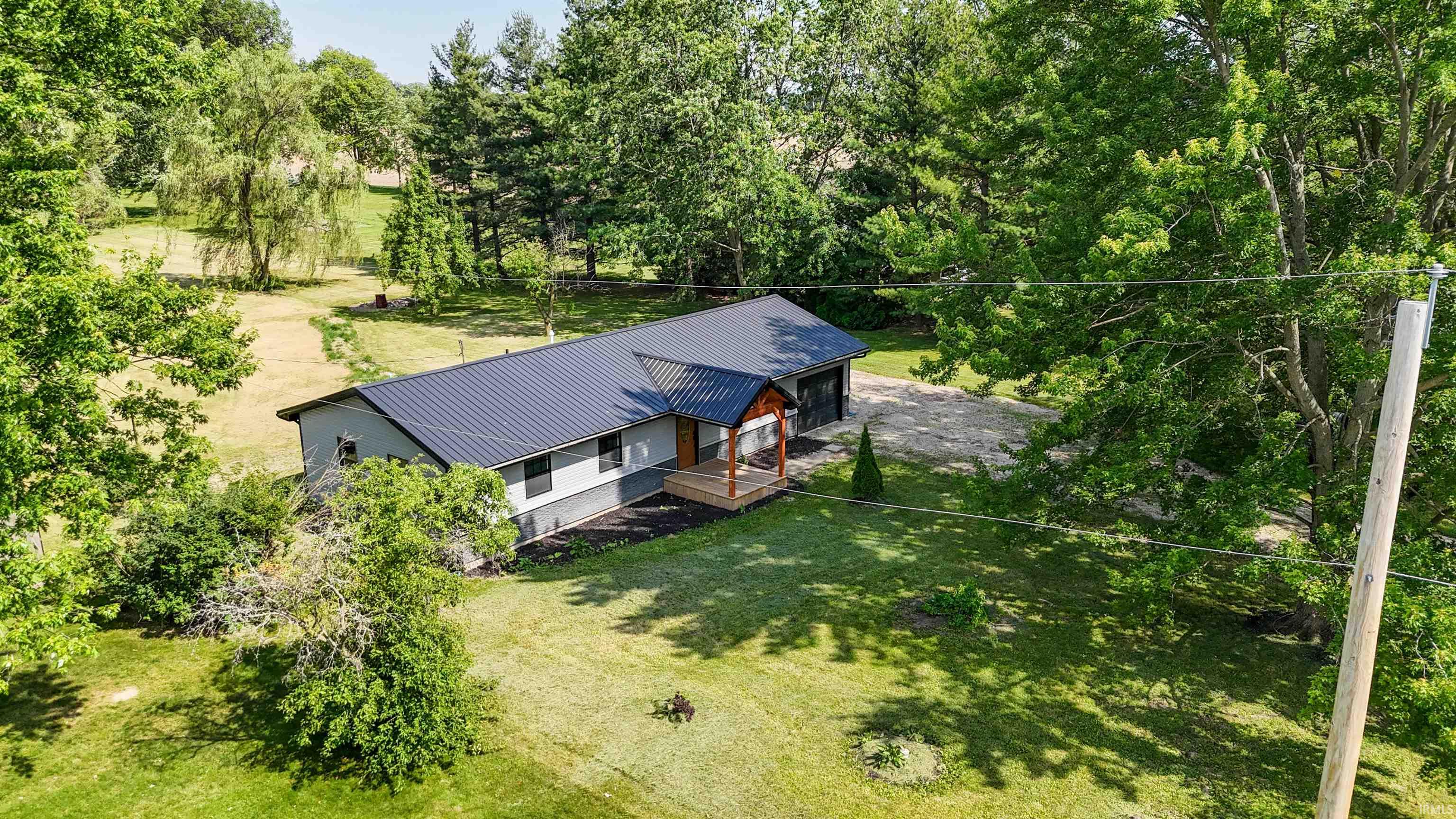 6201 Highway 101 Decatur, IN 46733 - Photo 2 of 27